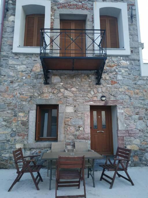 Two-Storey House In Kardamyla Marmaron  Exterior photo