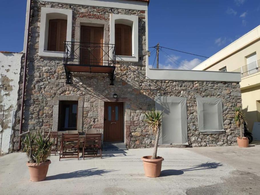 Two-Storey House In Kardamyla Marmaron  Exterior photo