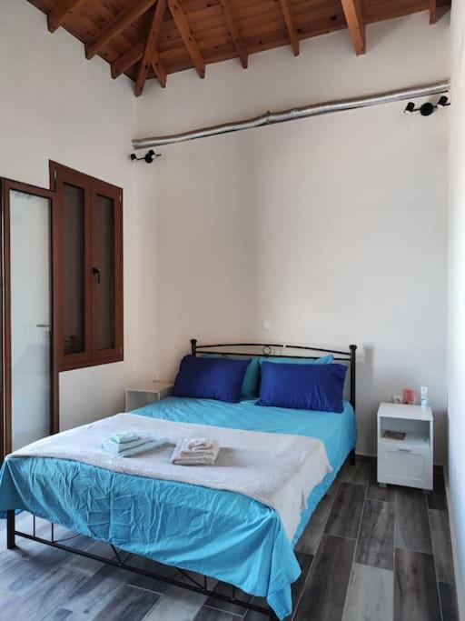 Two-Storey House In Kardamyla Marmaron  Exterior photo